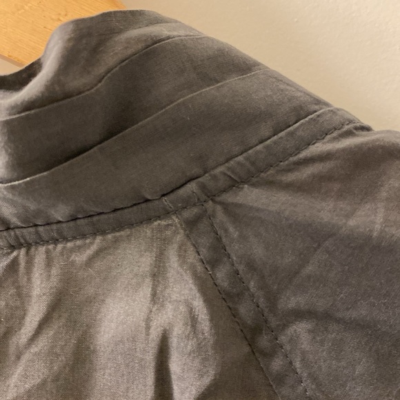 Calvin Klein blouse with front tie, size medium - Picture 5 of 9